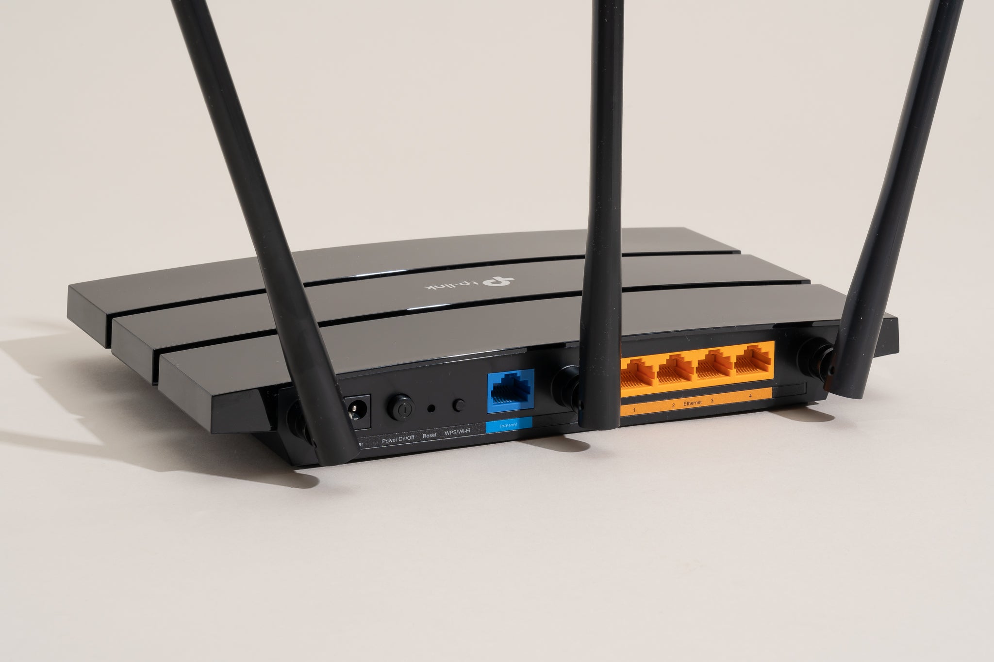 Gateway vs Router: Demystifying Home Network Components